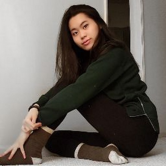 Meet your Posher, Hannah - Picture 1 of 1